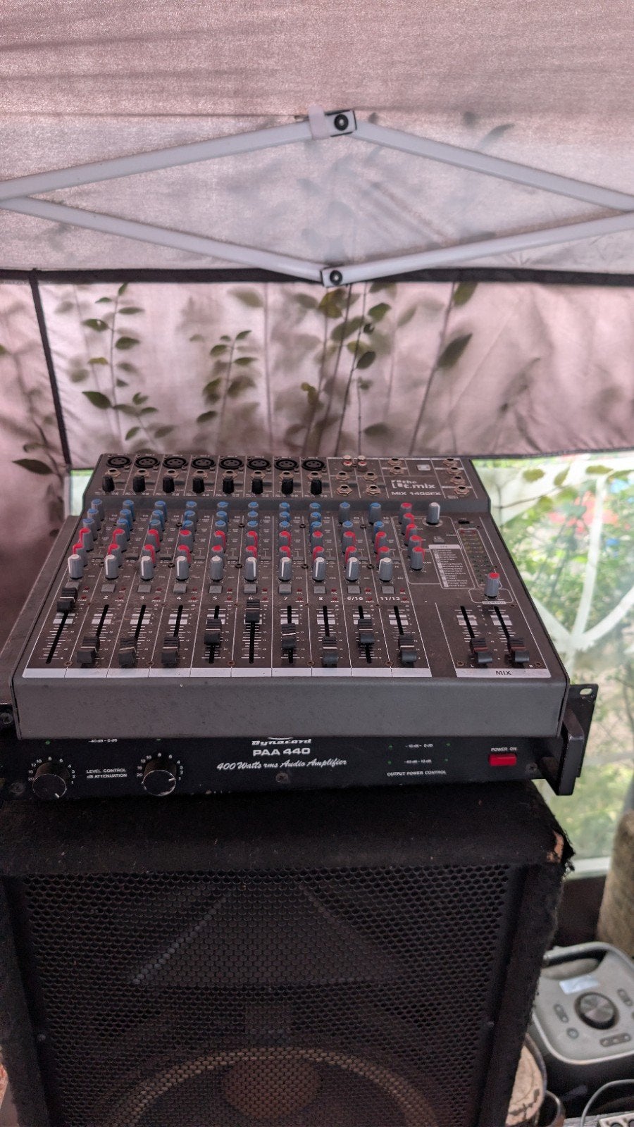 Foto 4 van JBL Speakerset met Dynacord Versterker en Mengpaneel
