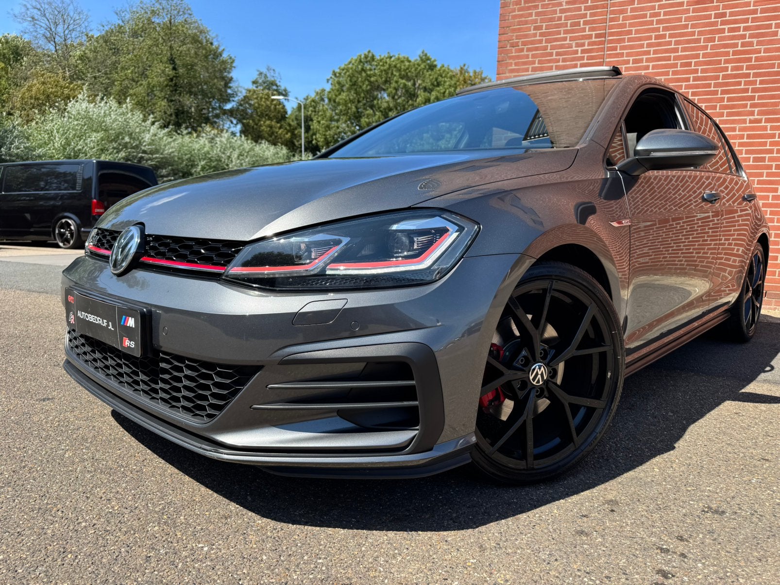 Vw Golf 2.0 TSI GTI DSG Facelift/ Pano Dak/ LEER/ 19"/ VOL !, 4 cilinders, 1984 cc, Lichtsensor, Bedrijf