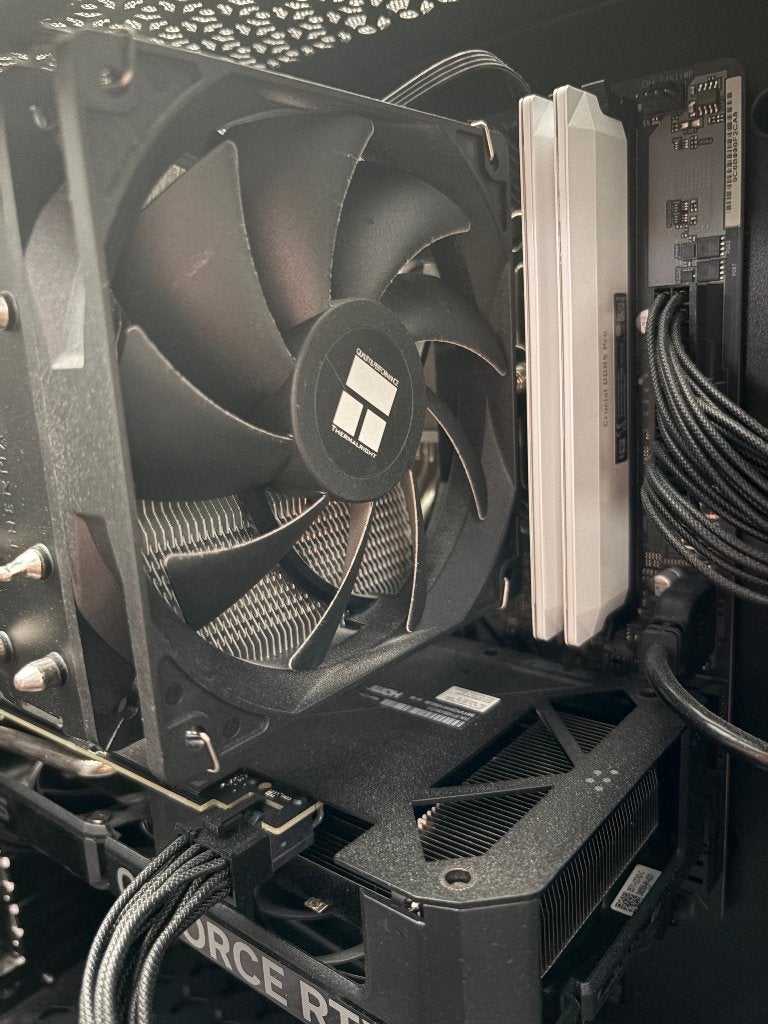 Foto 6 van Game PC | Ryzen 5 7500F | RTX 4060 | 32GB DDR5 | 2TB NVMe