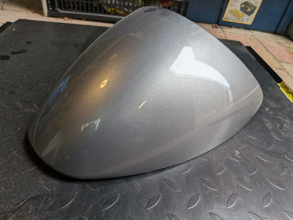 Triumph zadelkap - Grijs metallic, Motoren, Ophalen of Verzenden, Gebruikt