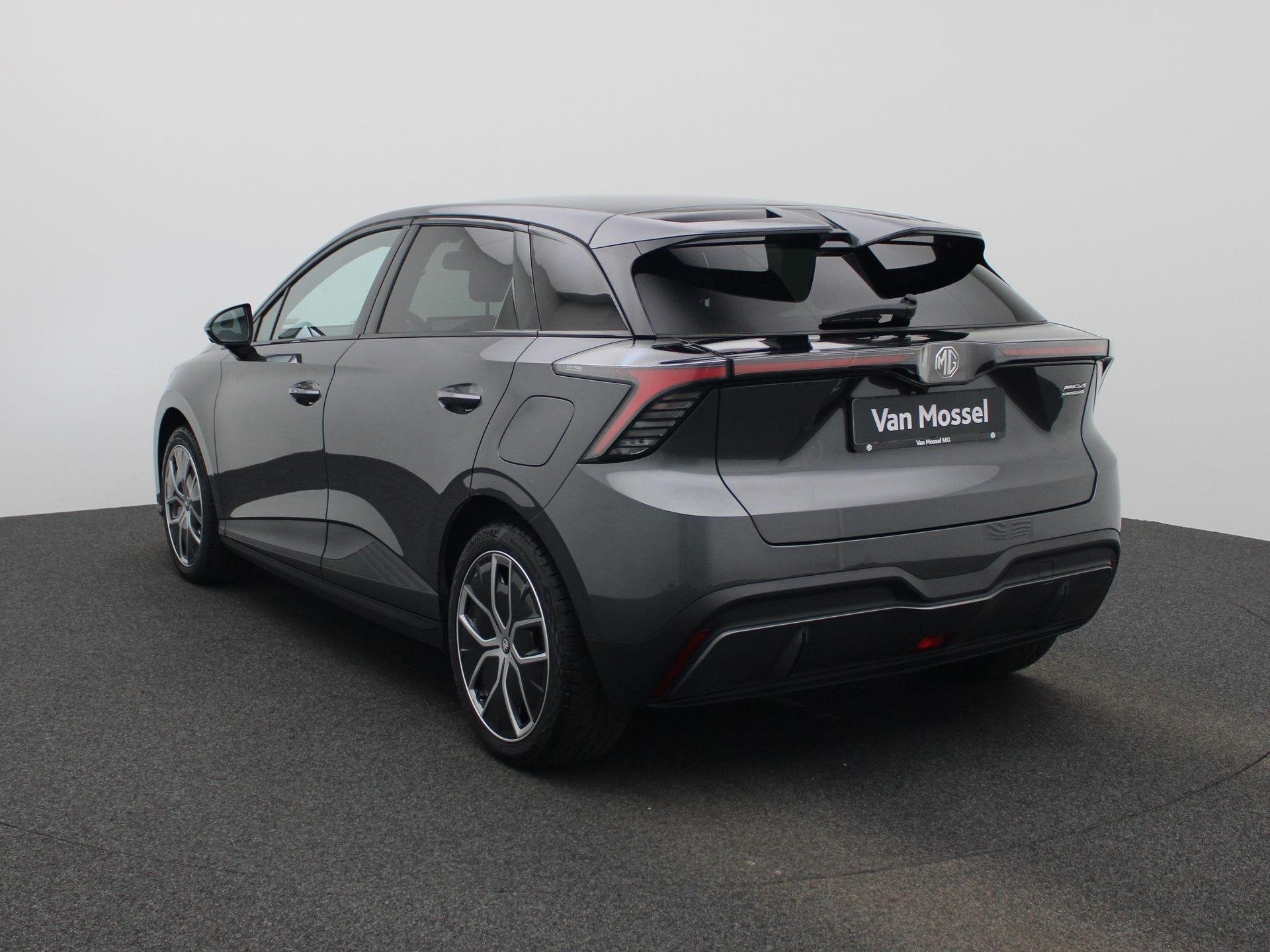 MG 4 64 kWh Luxury | SoH 95.4% | Navi | Camera | Led Koplamp, Auto's, Automaat, 12 maanden, Gebruikt, 1675 kg