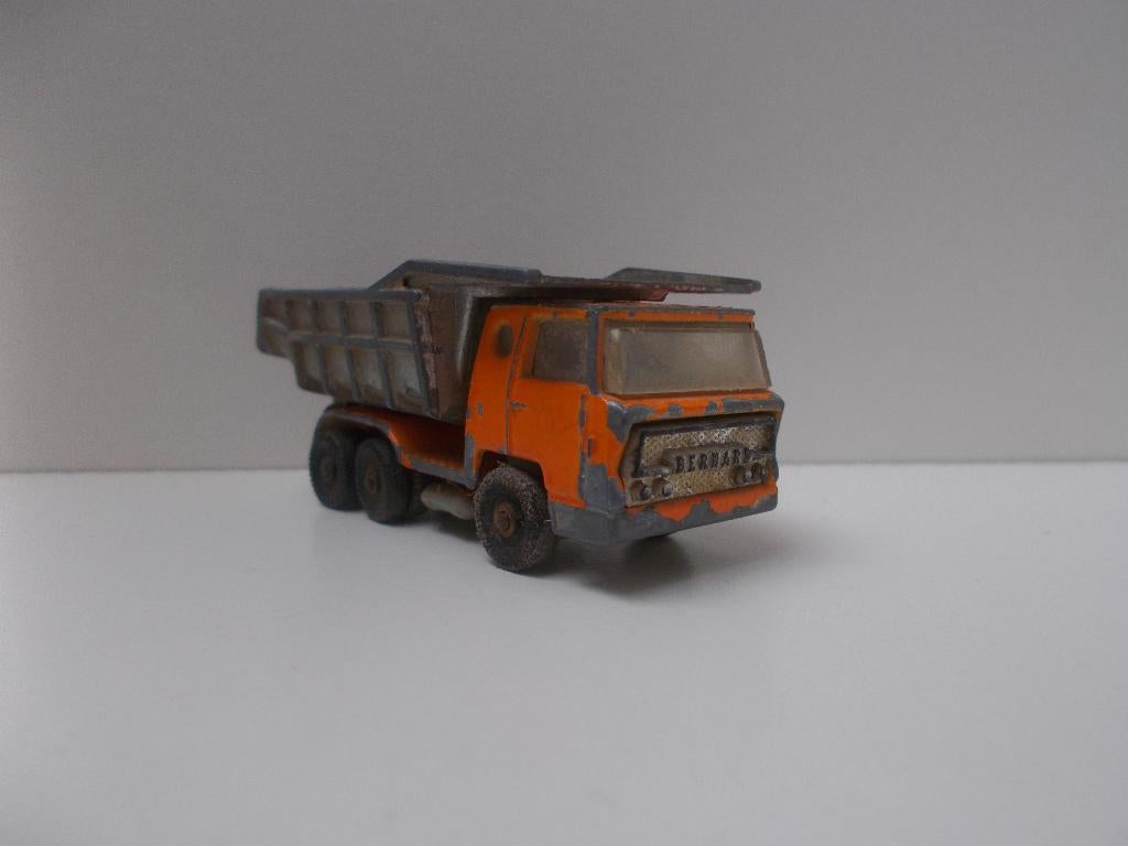 6354 Bernard Kiepwagen Majorette, Hobby en Vrije tijd, Modelauto's | Overige schalen, Ophalen of Verzenden, Gebruikt, Bus of Vrachtwagen