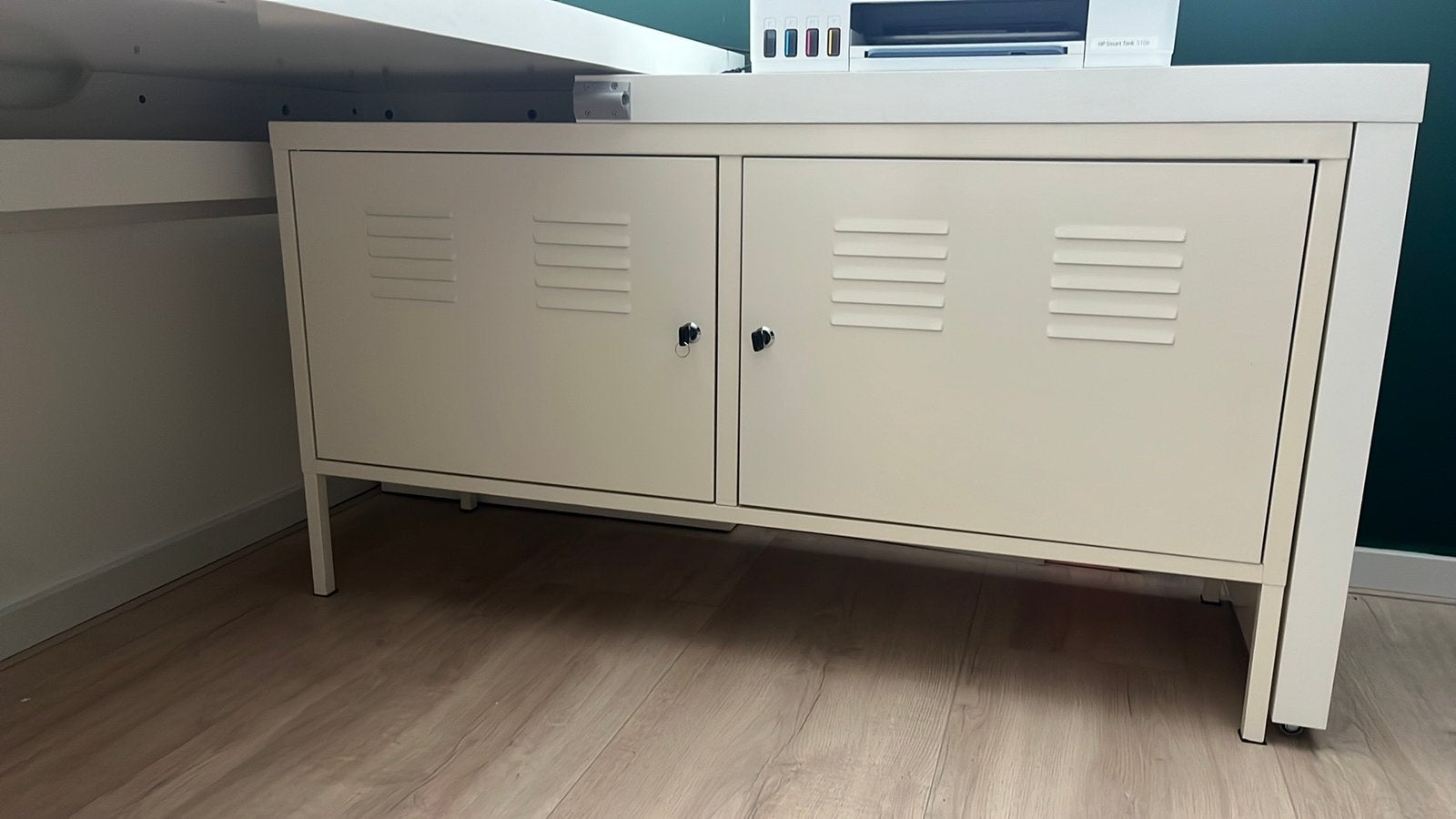 Ikea kastje metaal, Ophalen of Verzenden, Zo goed als nieuw