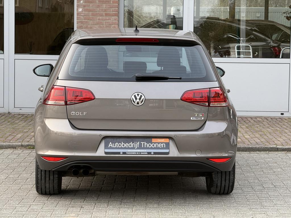 Volkswagen Golf 1.4 TSI Highline (bj 2014), Voorwielaandrijving, Euro 5, Stof, Gebruikt