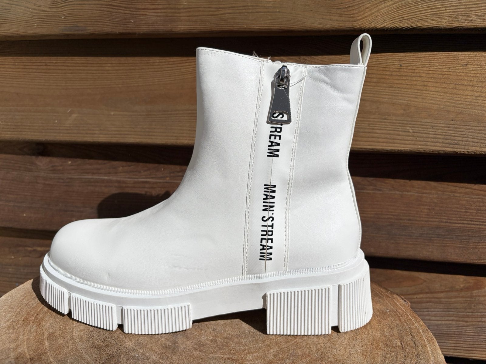 Mooie partij schoenen 50 stuks, Ophalen, Nieuw, Overige kleuren, Overige typen