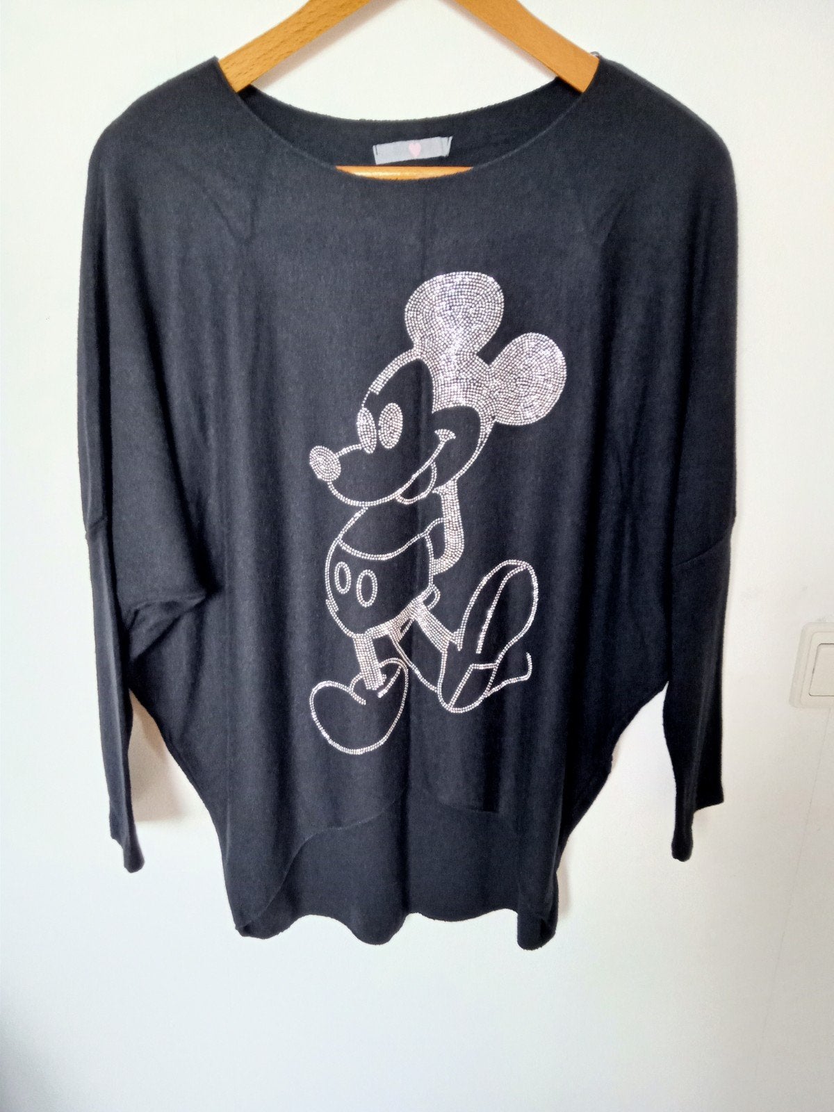 Zwarte trui met Mickey Mouse print en strass steentjes M/L, Maat 38/40 (M), Zwart, Ophalen of Verzenden, Onbekend