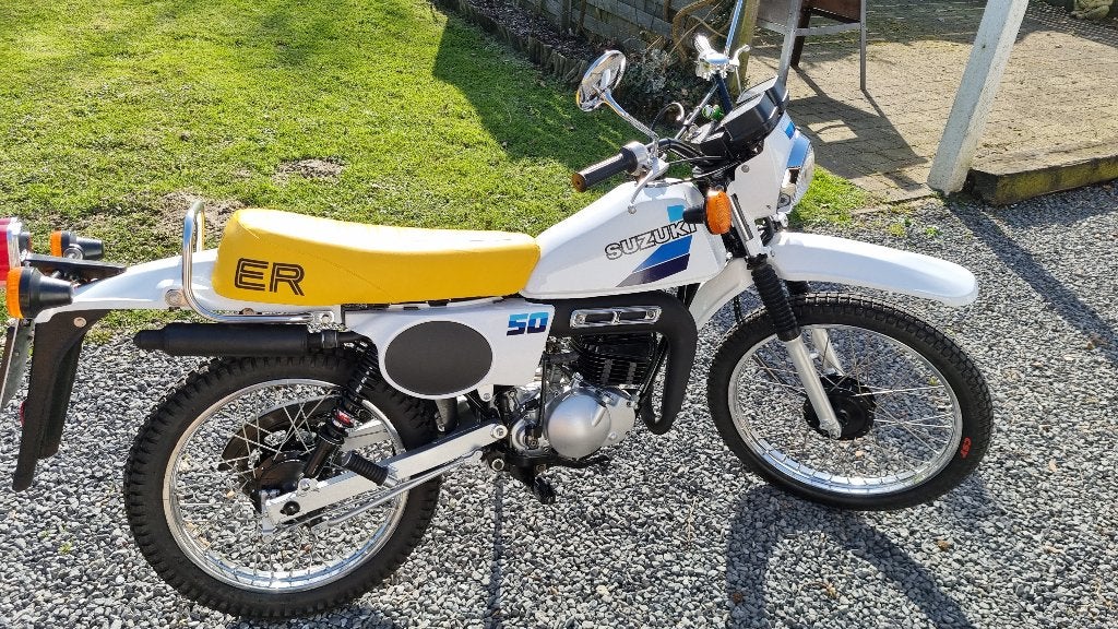 Suzuki ts50er 19, Fietsen en Brommers, Maximaal 45 km/u, 50 cc, 5 versnellingen, Ophalen
