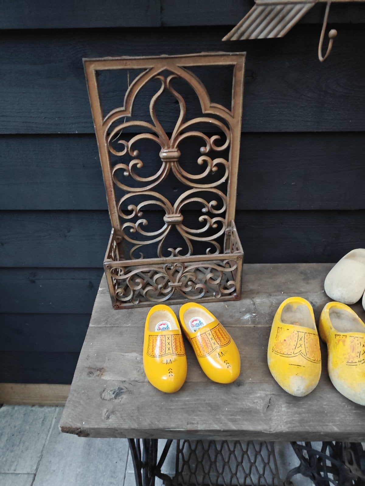 Gietijzeren plantenrek, Tuin en Terras, Tuinwanddecoratie, Ophalen of Verzenden, Gebruikt