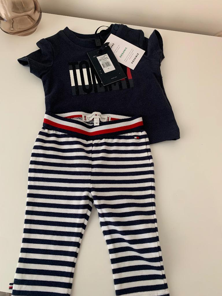 Tommy hilfiger baby, Ophalen of Verzenden, Nieuw, Maat 56