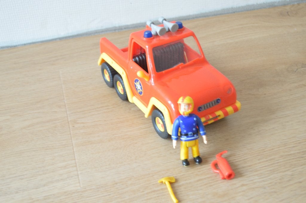 Brandweerman Sam Venus auto met 1 poppetje en 2 accesoires., Ophalen of Verzenden, Gebruikt