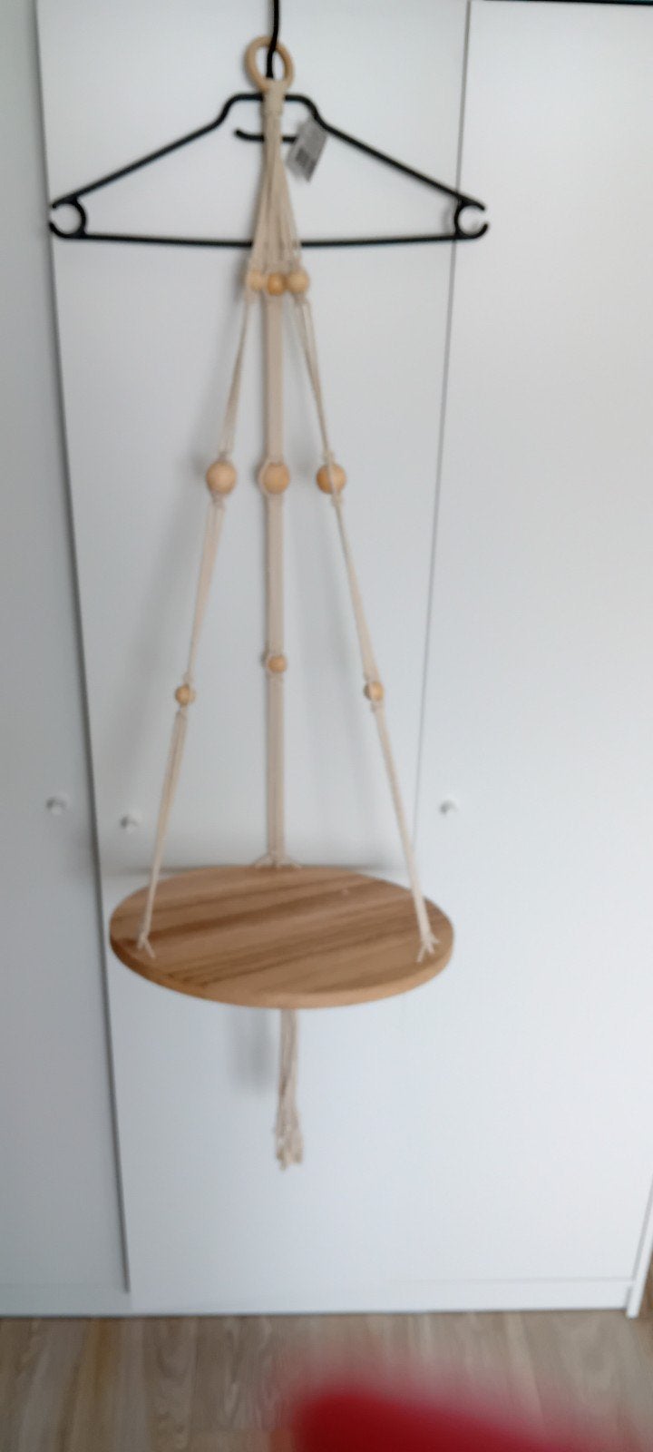 leuke plateau hanger, Ophalen