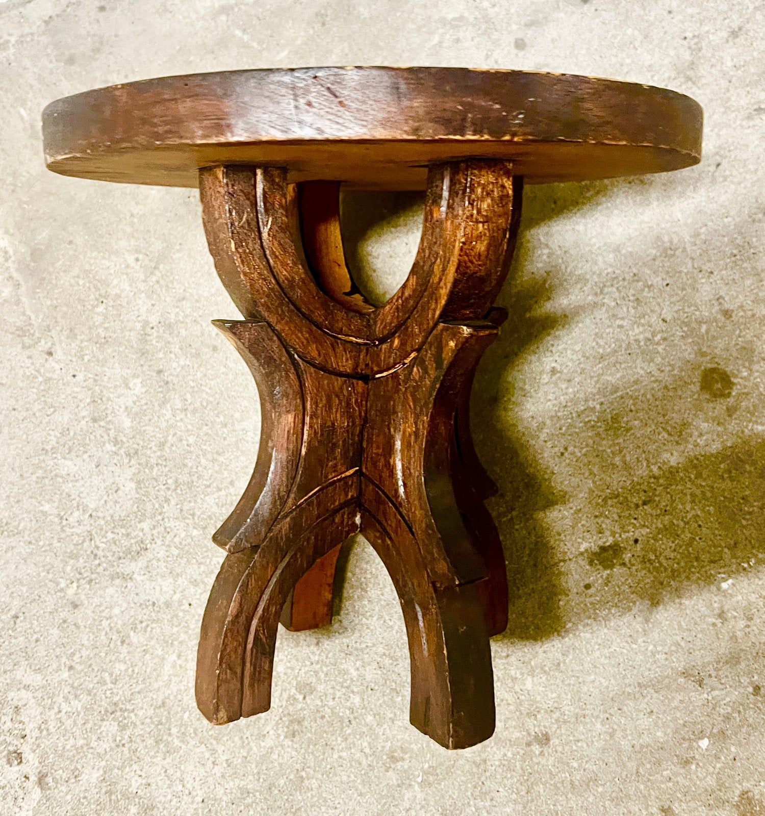 Hout kleine Bijzettafeltjes in barok stijl, Huis en Inrichting, Ophalen of Verzenden, Zo goed als nieuw, Hout, Barok