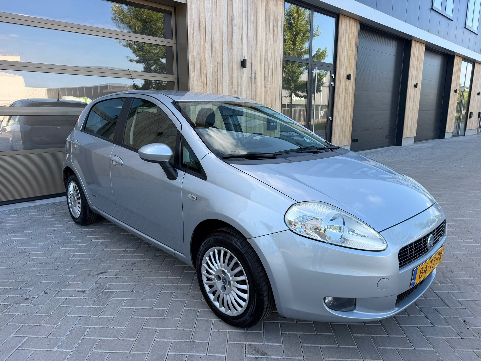 Fiat Grande Punto 1.4 Dynamic 5DRS|1ste eigenaar|Airco|Cruis, Voorwielaandrijving, Stof, 4 cilinders, 400 kg
