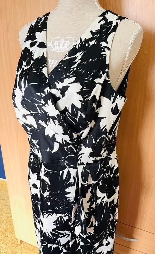Colection Debenhams jurk maat 42/44[v], Zwart, Maat 42/44 (L), Nieuw, Ophalen of Verzenden