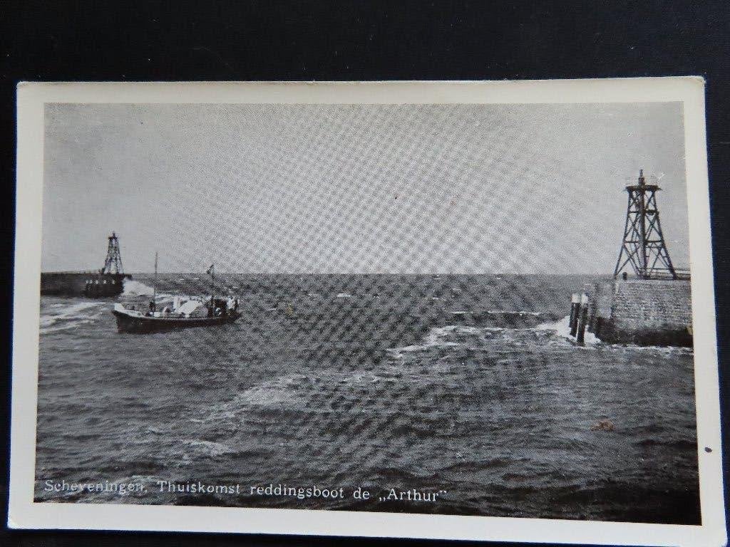 ansichtkaart reddingboot "Arthur" KNRM, Ophalen of Verzenden, Motorboot, Kaart, Foto of Prent