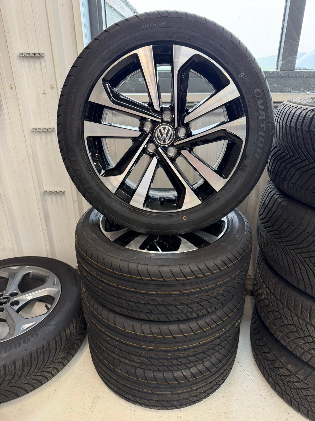 17 inch velgen vw t-roc met nieuwe zomerbanden, Ophalen, Banden en Velgen, Nieuw, 17 inch
