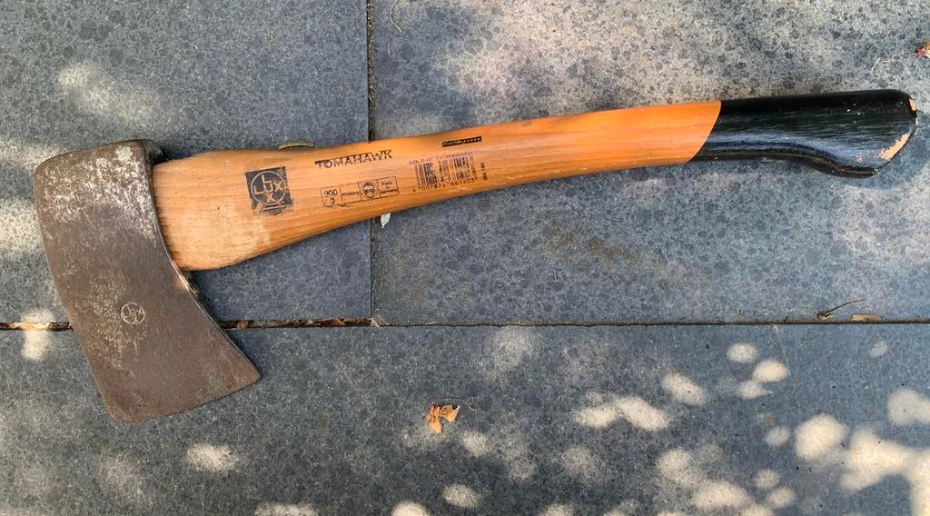 Handbijl, tomahawk, Tuin en Terras, Hand-tuingereedschap, Ophalen of Verzenden, Gebruikt, Bijl