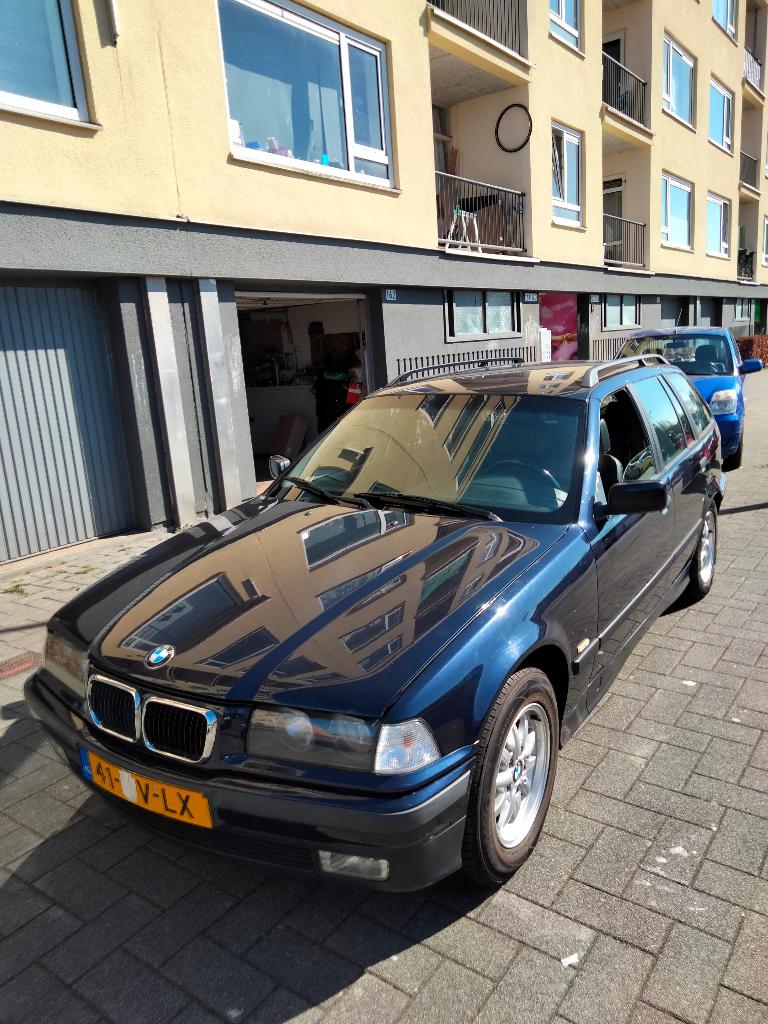 BMW 3-Serie 1.6 I 316 Touring 2000 Blauw, Auto's, BMW, Particulier, 3-Serie, ABS, Airbags, Alarm, Boordcomputer, Centrale vergrendeling