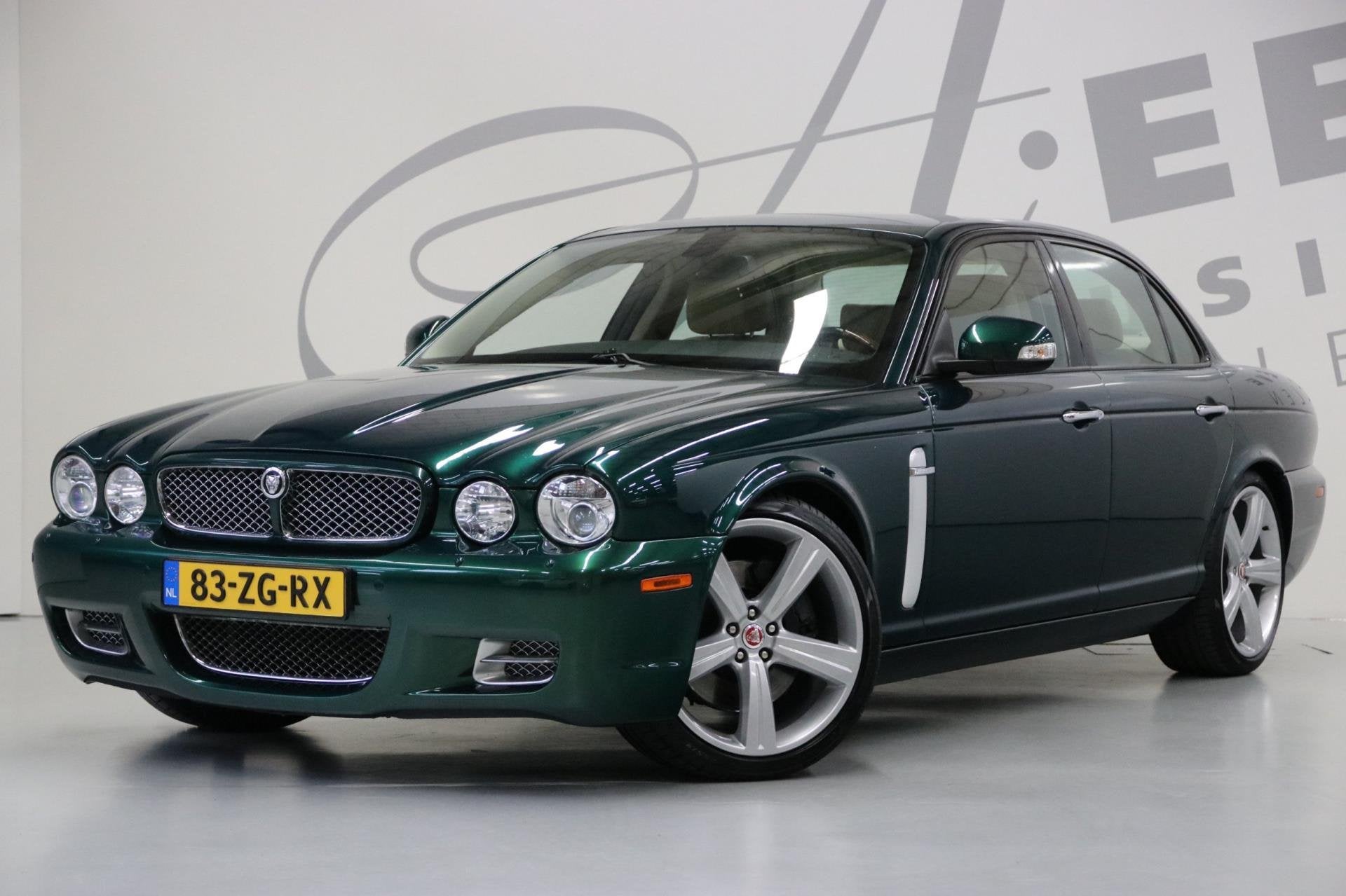 Jaguar XJ 4.2 V8 Memory/NAP/Origineel NL, Automaat, Achterwielaandrijving, Gebruikt, Automatische klimaatregeling