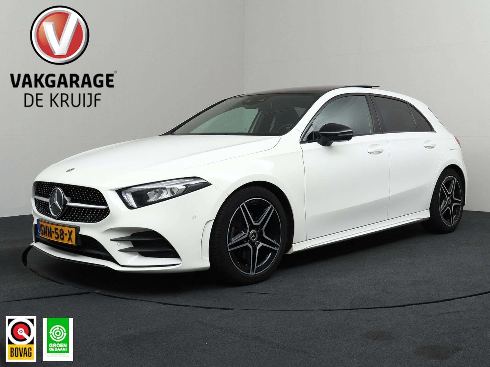 Mercedes-Benz A-klasse 200 AMG | Burmester | Camera | Panora, Auto's, Stof, Gebruikt, 4 cilinders, Bedrijf