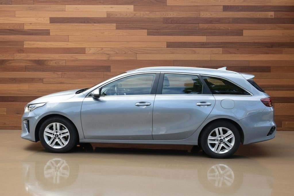 Kia Ceed Sportswagon 1.0 T-GDi DynamicLine | HYBRIDE | AUTOM, Stof, Gebruikt, 1309 kg, Met garantie (alle)