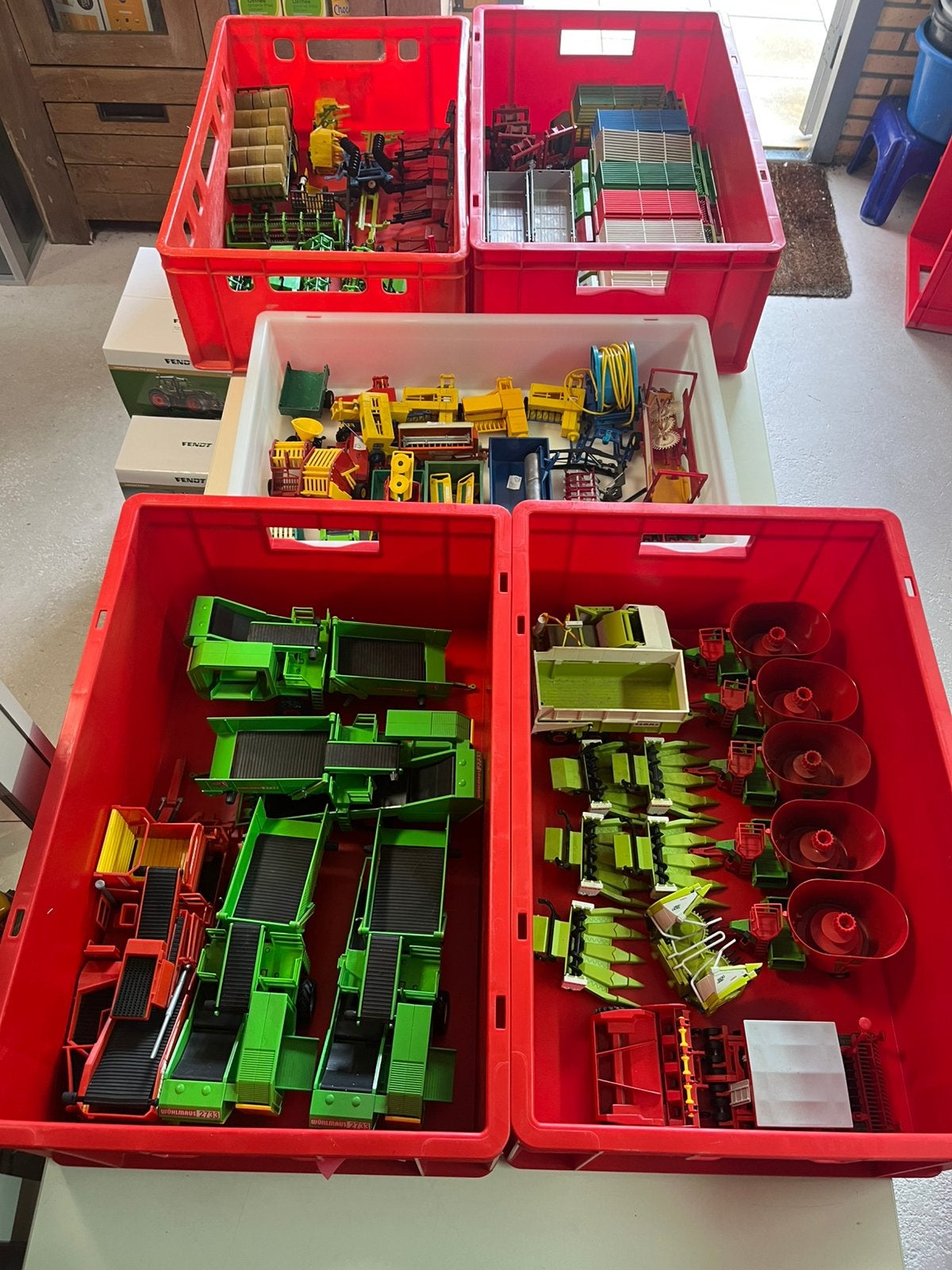 Verzameling werktuigen Britains en Siku 85 stuks !, Ophalen of Verzenden, Zo goed als nieuw, Tractor of Landbouw, Britains