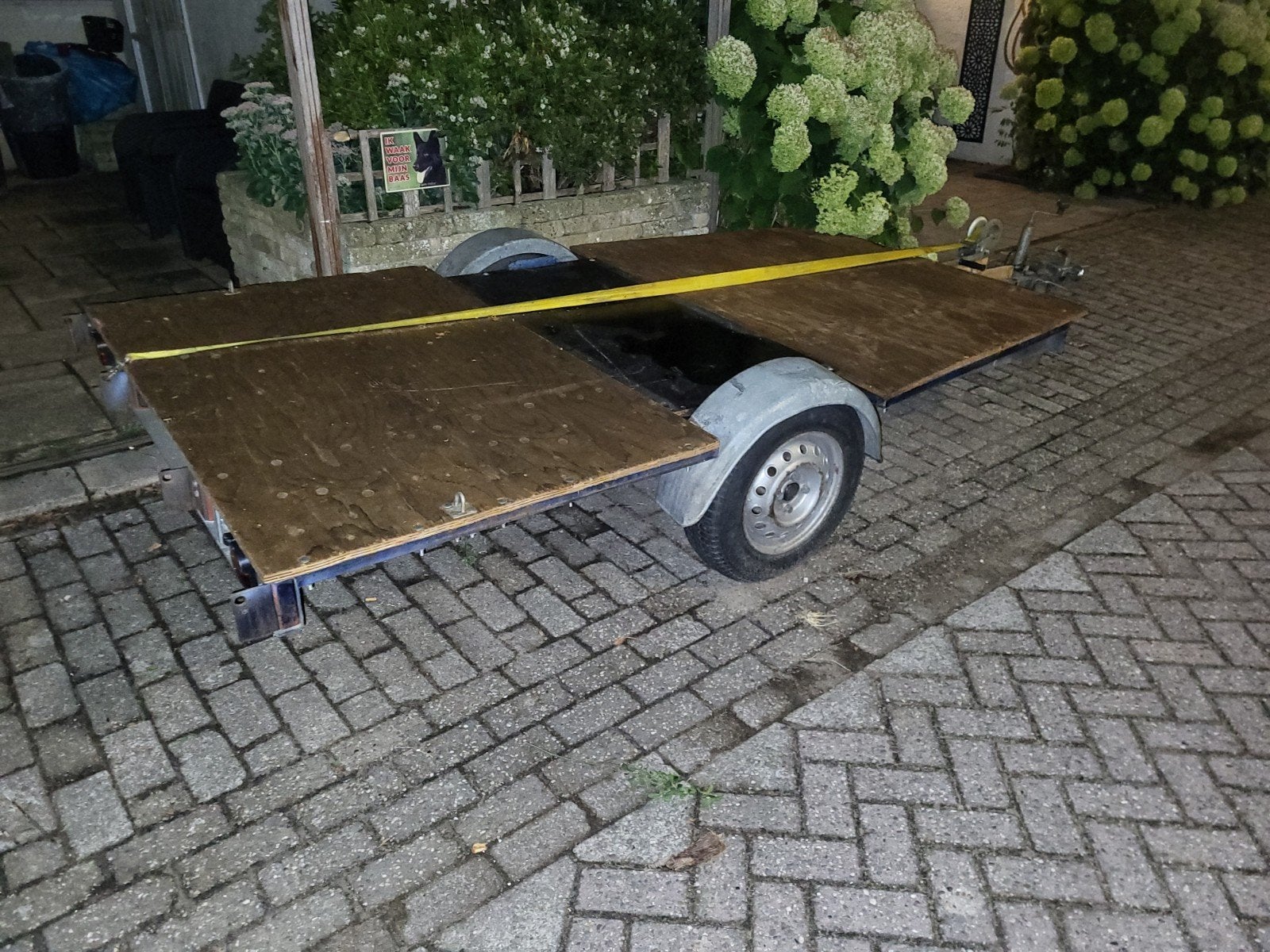 750kg ongeremde plateauwagen/aanhangwagen/voertuigtrailer, Ophalen, Gebruikt