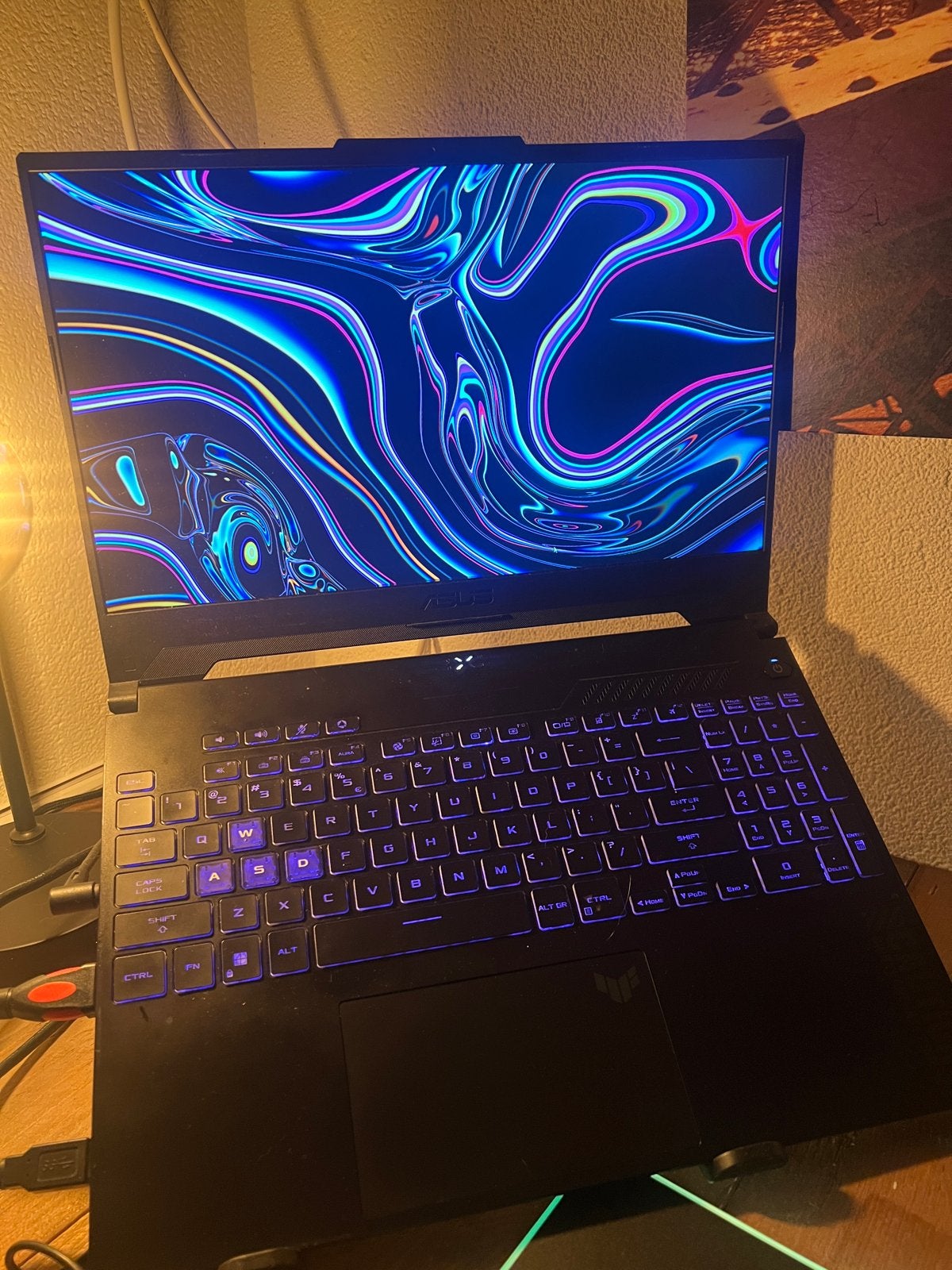 Foto 2 van Asus tuf a15 RTX4070 ryzen 9 7940HS 2tb + 500gb