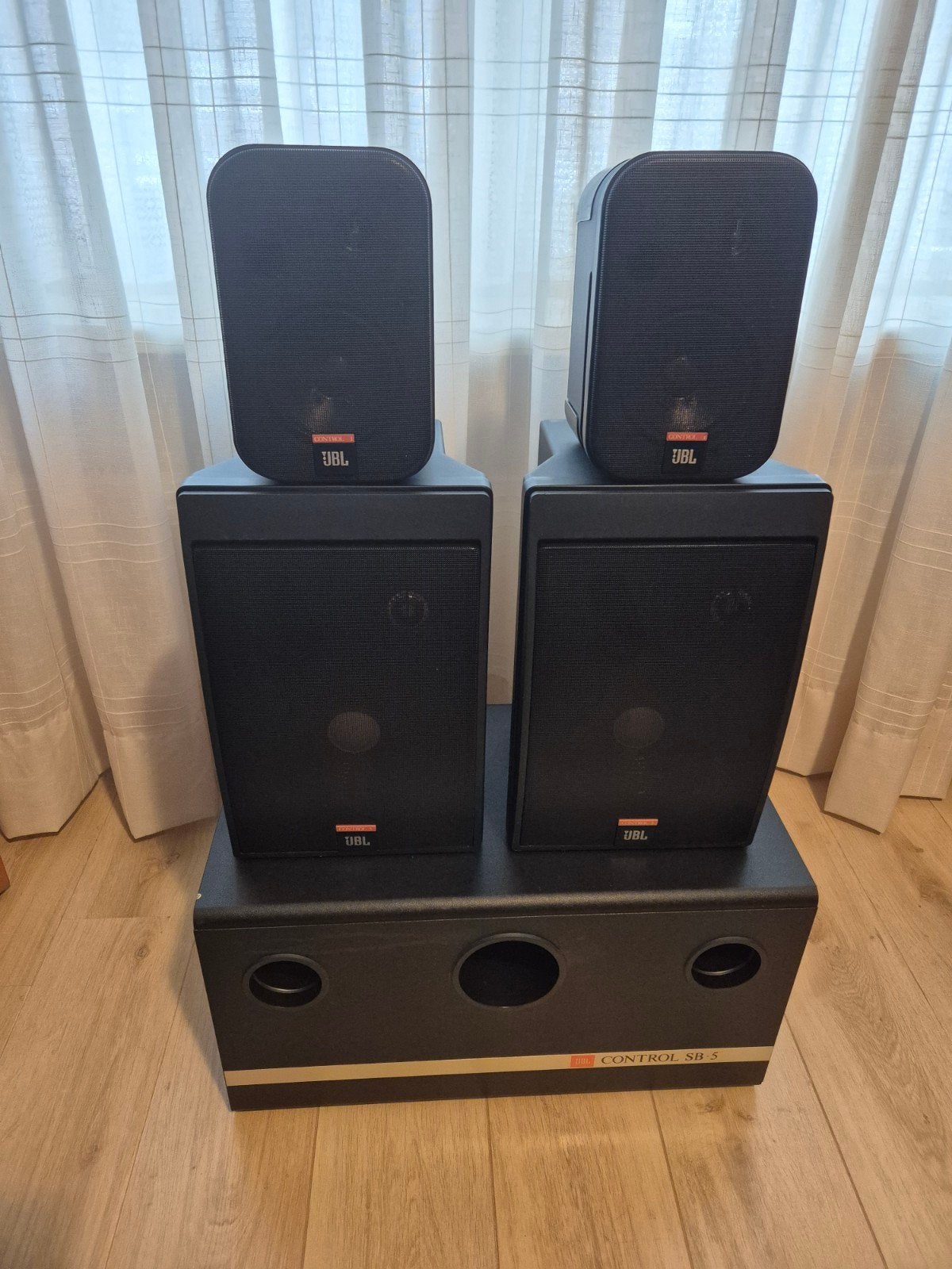 JBL Control 5 en JBL SB 5 Subwoofer plus JBL Control 1, Ophalen, 70 watt of meer, Overige merken, Overige spelers