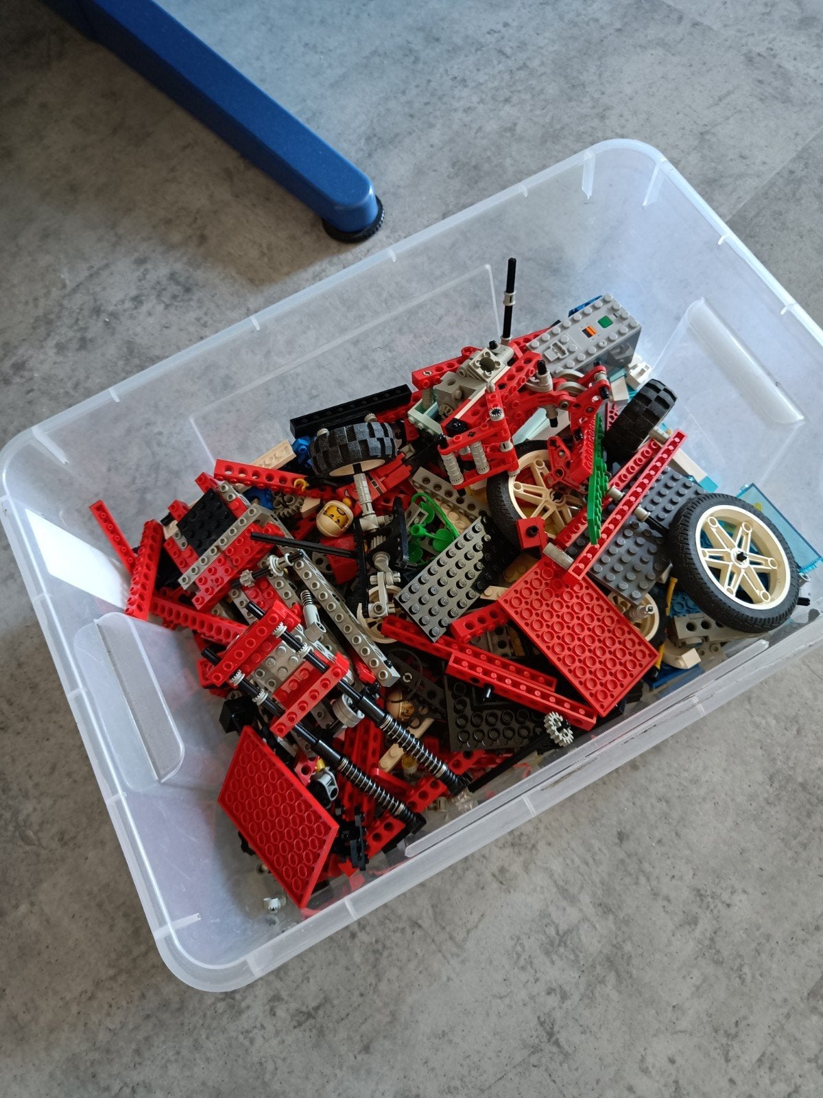 Krat vol LEGO Technic onderdelen, Gebruikt, Lego, Ophalen of Verzenden, Technic