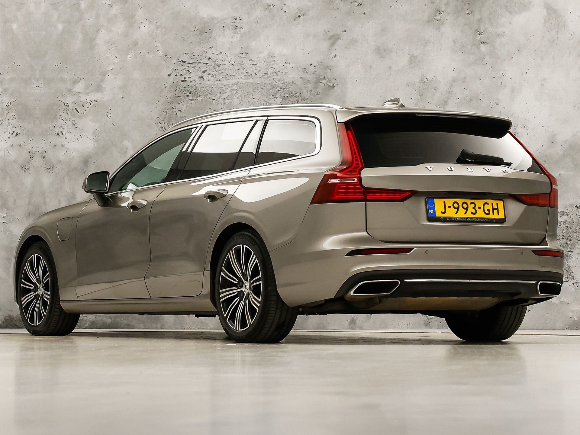 Volvo V60 2.0 T6 Recharge AWD Inscription 340Pk Automaat (SO, Auto's, Automaat, Gebruikt, Euro 6, 340 pk