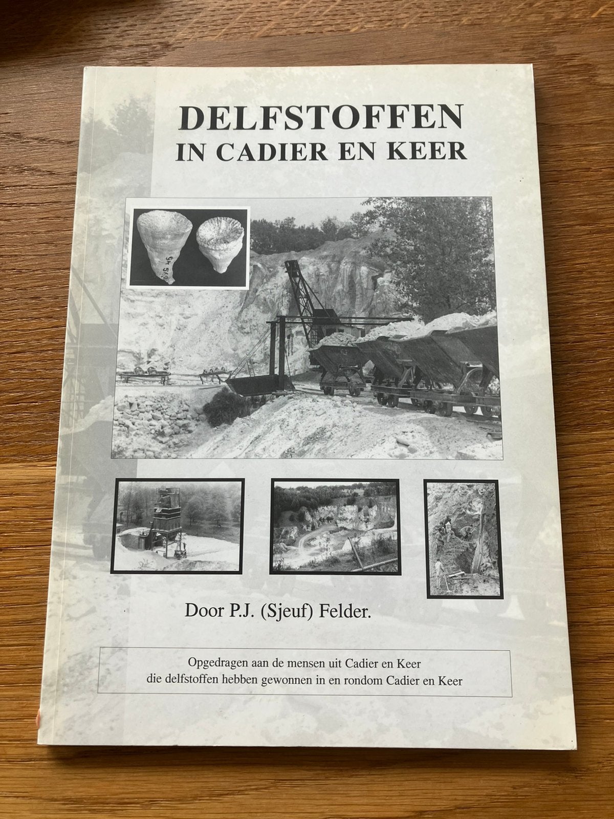 Delfstoffen in cadier en keer s. felder kalksteen vuursteen, Ophalen of Verzenden, Gelezen