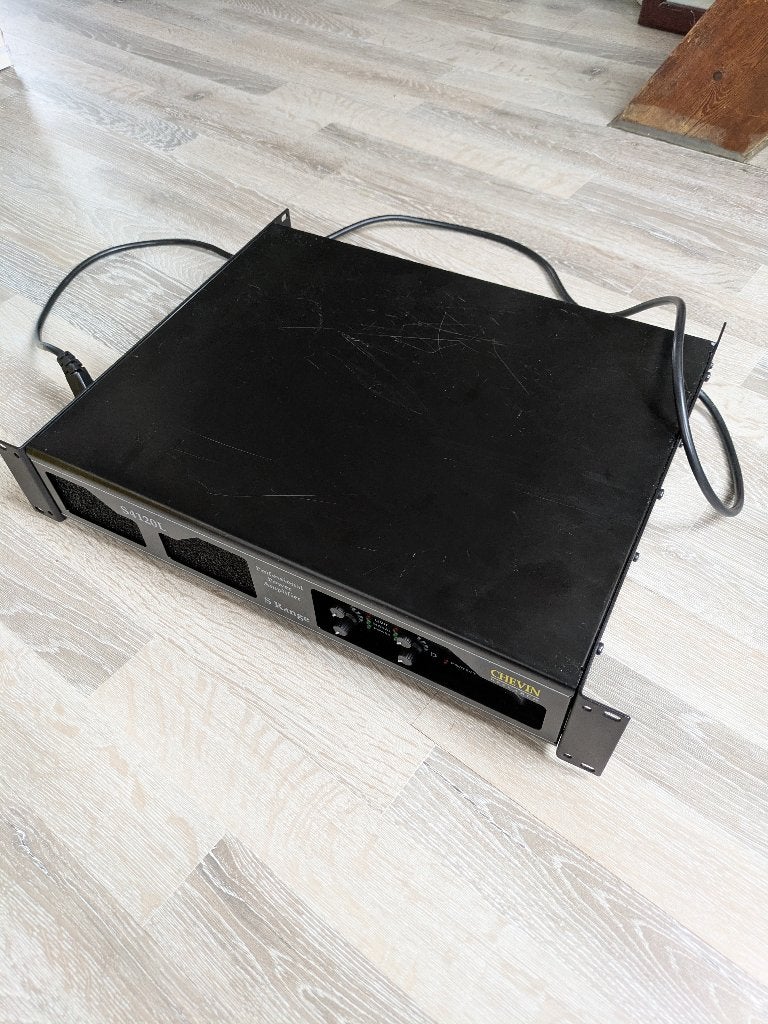 Chevin Research S4120L Professionele Eindversterker, Ophalen of Verzenden, Gebruikt, Audio
