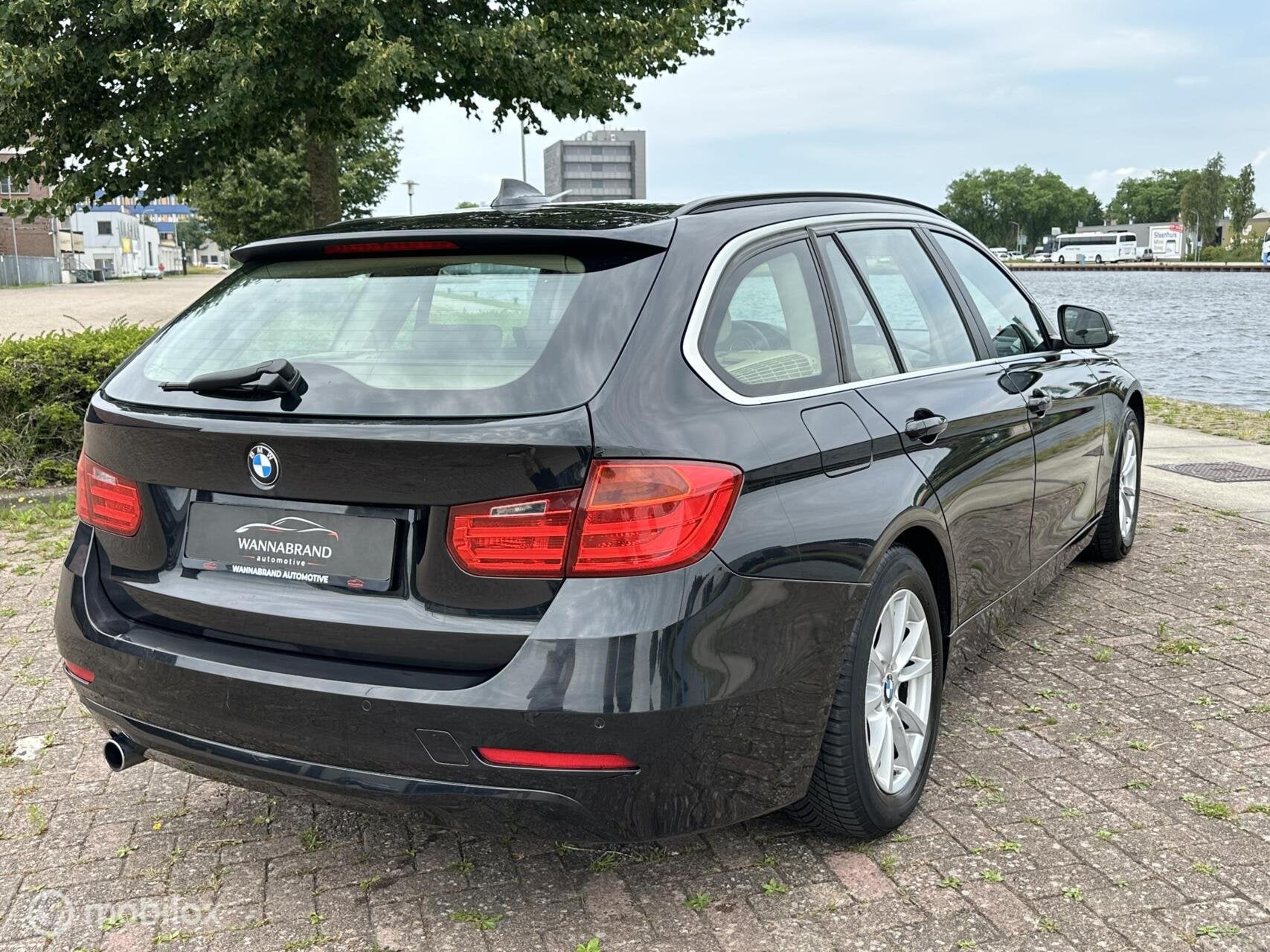 BMW 3-serie Touring 318d High Executive, Auto's, Automaat, 745 kg, Euro 6, 4 cilinders