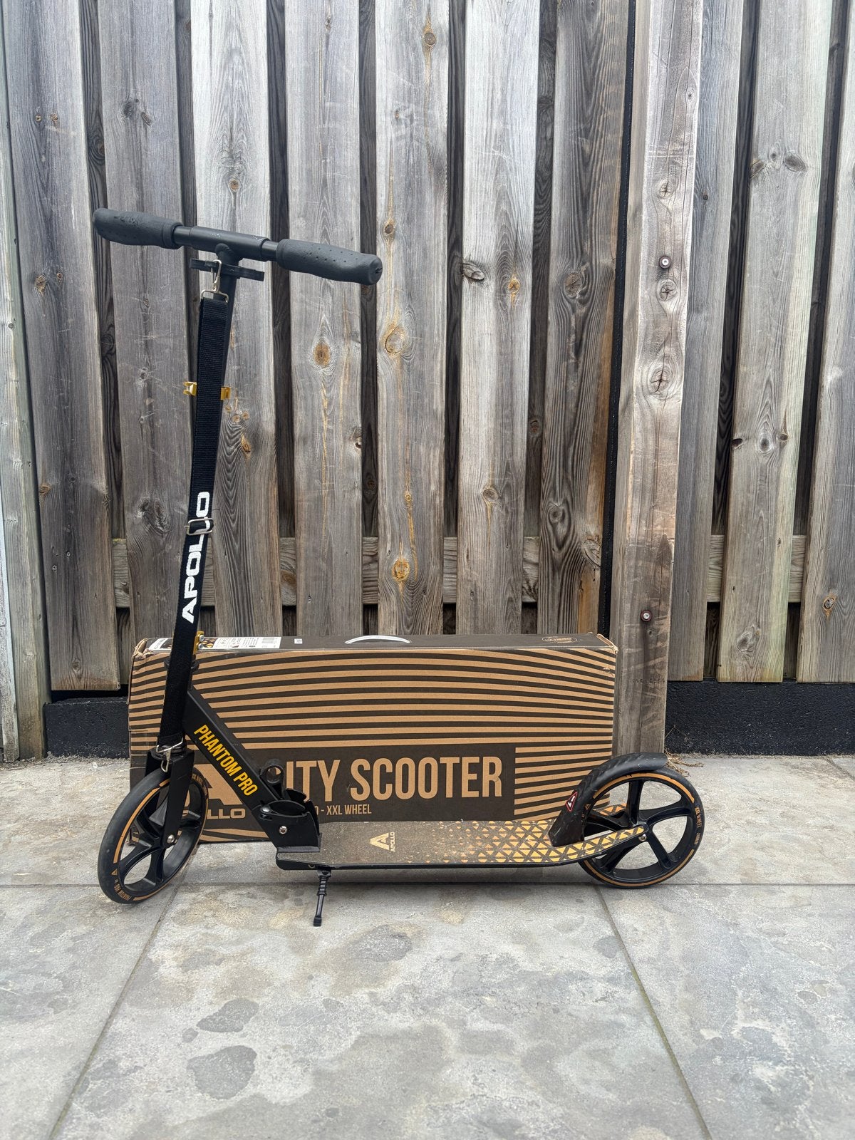 Apollo City Scooter Phantom Pro Gold, Fietsen en Brommers, Steps, Ophalen, Zo goed als nieuw, Gewone step