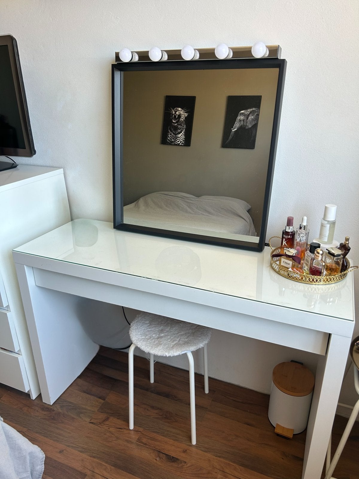 IKEA Malm kaptafel met spiegel, verlichting en krukje, Huis en Inrichting, Ophalen, Gebruikt, 100 tot 150 cm, Minder dan 100 cm
