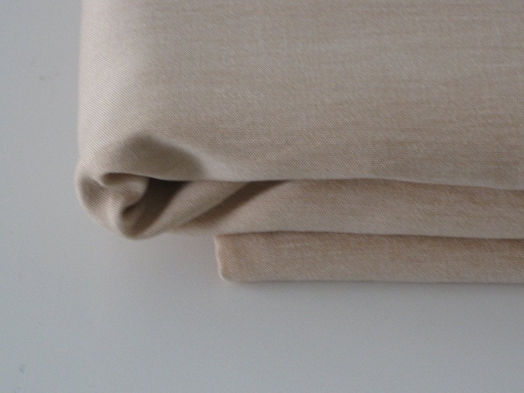 Lap stof roze/zalmroze viscose kreukstof 1,50 meter x 145 cm, Overige materialen, 120 cm of meer, Nieuw, Ophalen of Verzenden