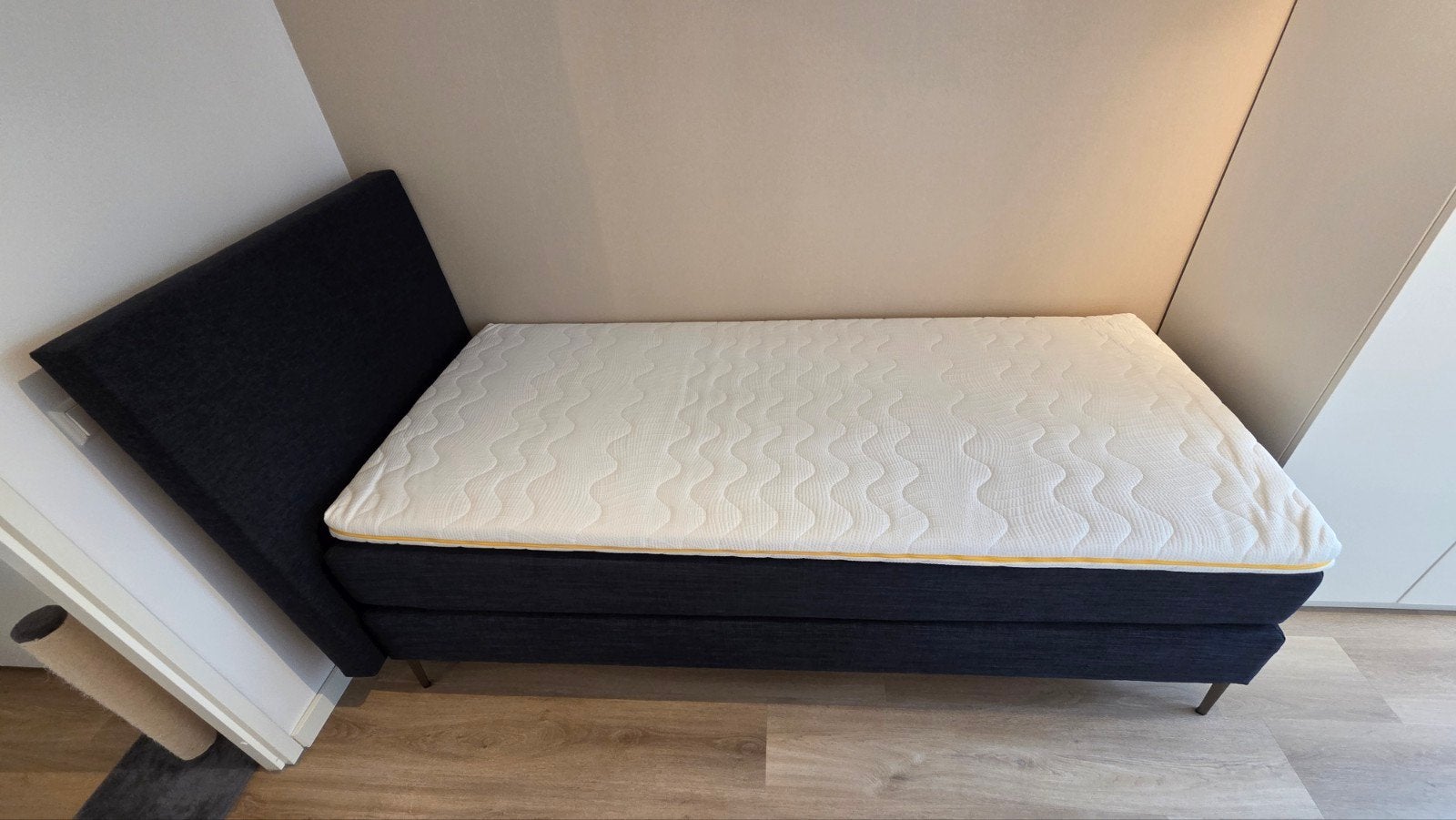 Beter Bed Bright eenpersoons boxspring 90x210 - z.g.a.n., Ophalen, 90 cm, Eenpersoons, 210 cm