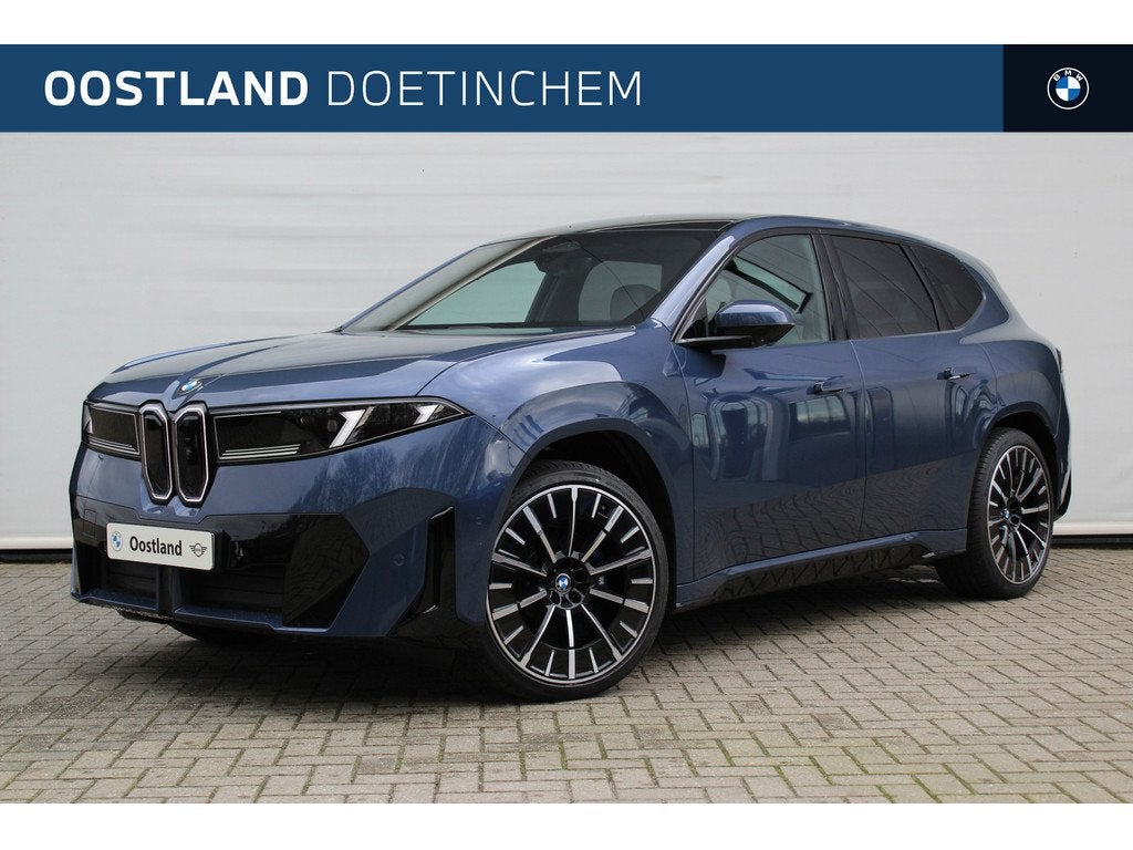 BMW iX3 50 xDrive M Sport / Panoramadak / Trekhaak / Parking