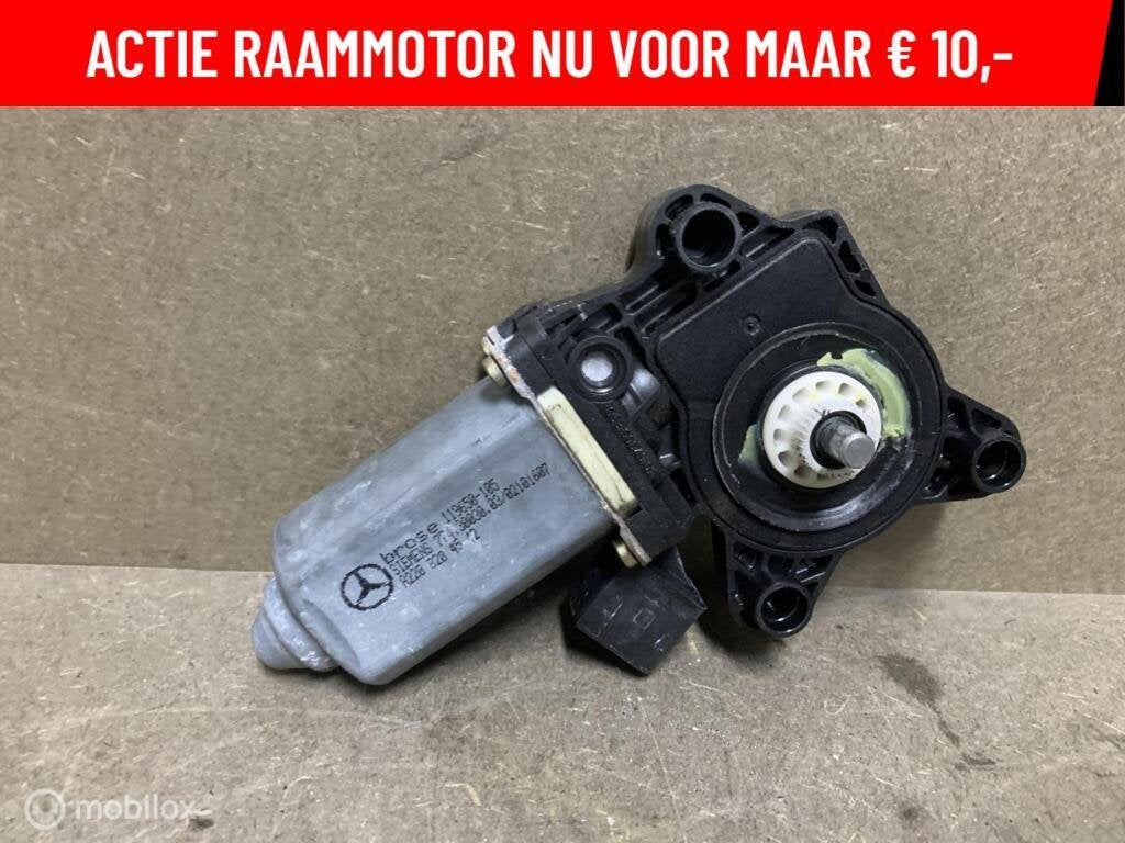 Raammotor rechtsvoor Mercedes C-klasse Sportcoupé CL203, Gebruikt, Mercedes-Benz, Ophalen of Verzenden, Mercedes-Benz