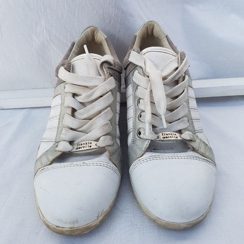 Stoere wit zilveren sneakers. mt 37 Merk Frankie Morello, ., Wit, Ophalen of Verzenden, .