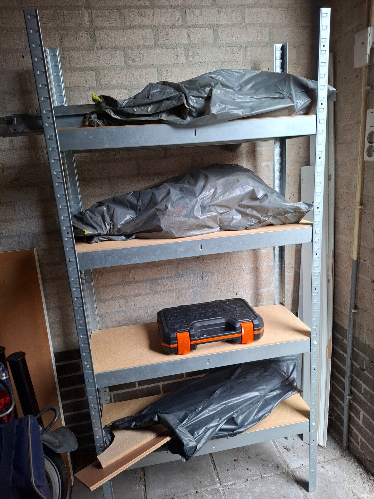 Stevig metalen opbergrek met houten planken, Ophalen of Verzenden, Gebruikt