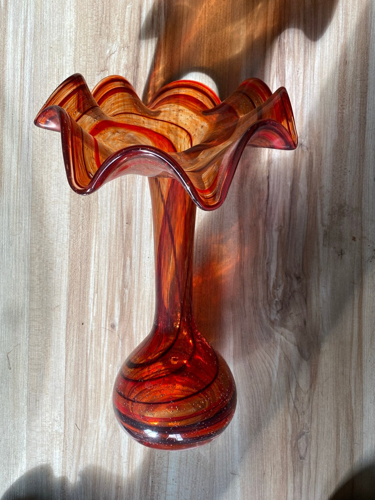 Unieke Murano-stijl glazen vaas, oranje/rood, gesigneerd, Ophalen of Verzenden