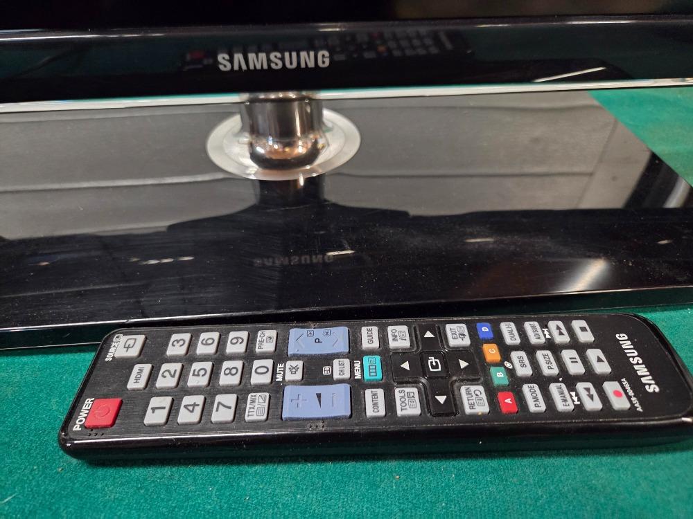 samsung UE32D4000 led tv 32 inch, Ophalen of Verzenden, 'T Olde Gre-j, Info@toldegrej.nl, Endepoelstraat 20f Didam