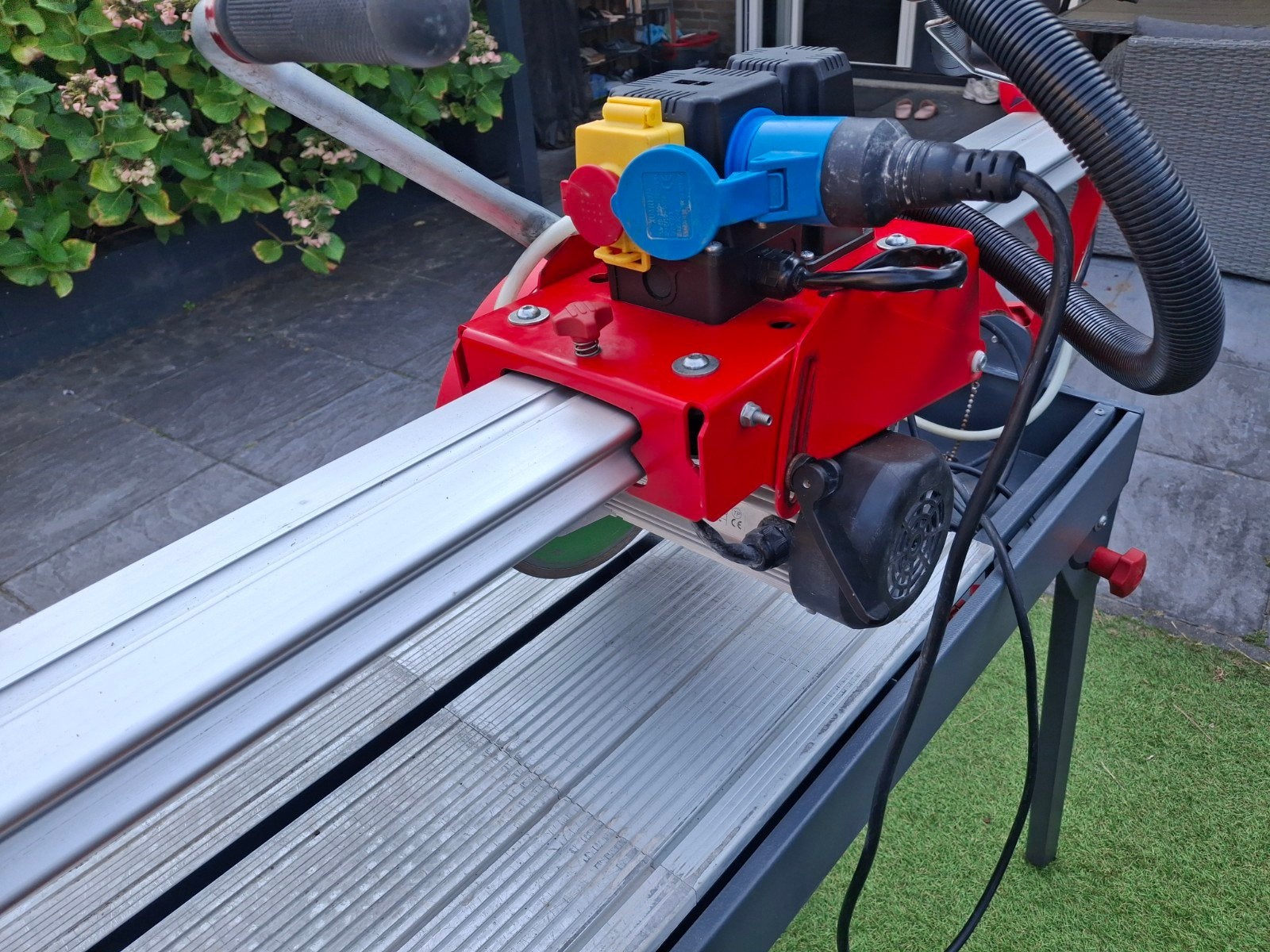 Rubi Tegelzaagmachine DC 250 1200 Python | 121 cm | 1,5PK, Ophalen, 1200 watt of meer, Overige typen, 30 tot 70 mm