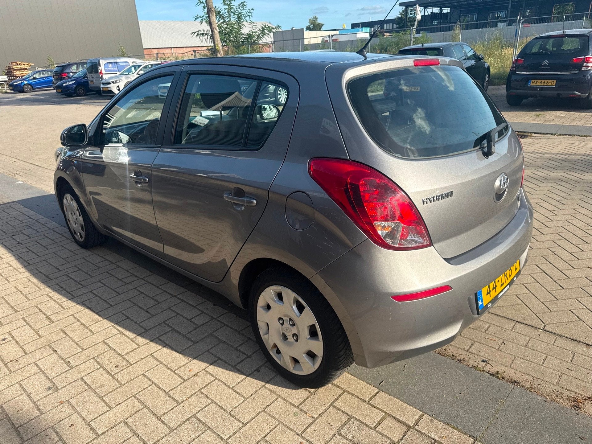 Hyundai I20 1.2i i-Motion, Auto's, Euro 5, Gebruikt, 31 €/maand, 4 cilinders