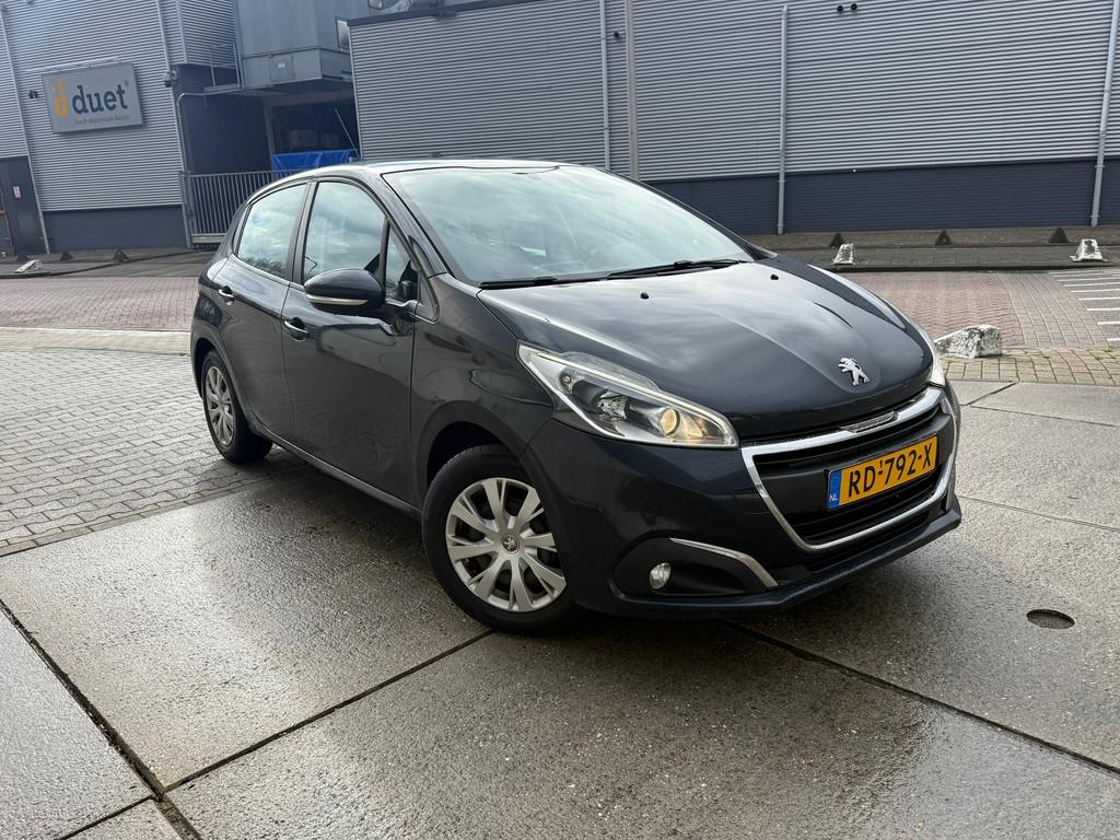 Peugeot 208 1.2 PureTech Blue Lion Volledig onderhouden, Voorwielaandrijving, 1199 cc, 82 pk, 23 km/l