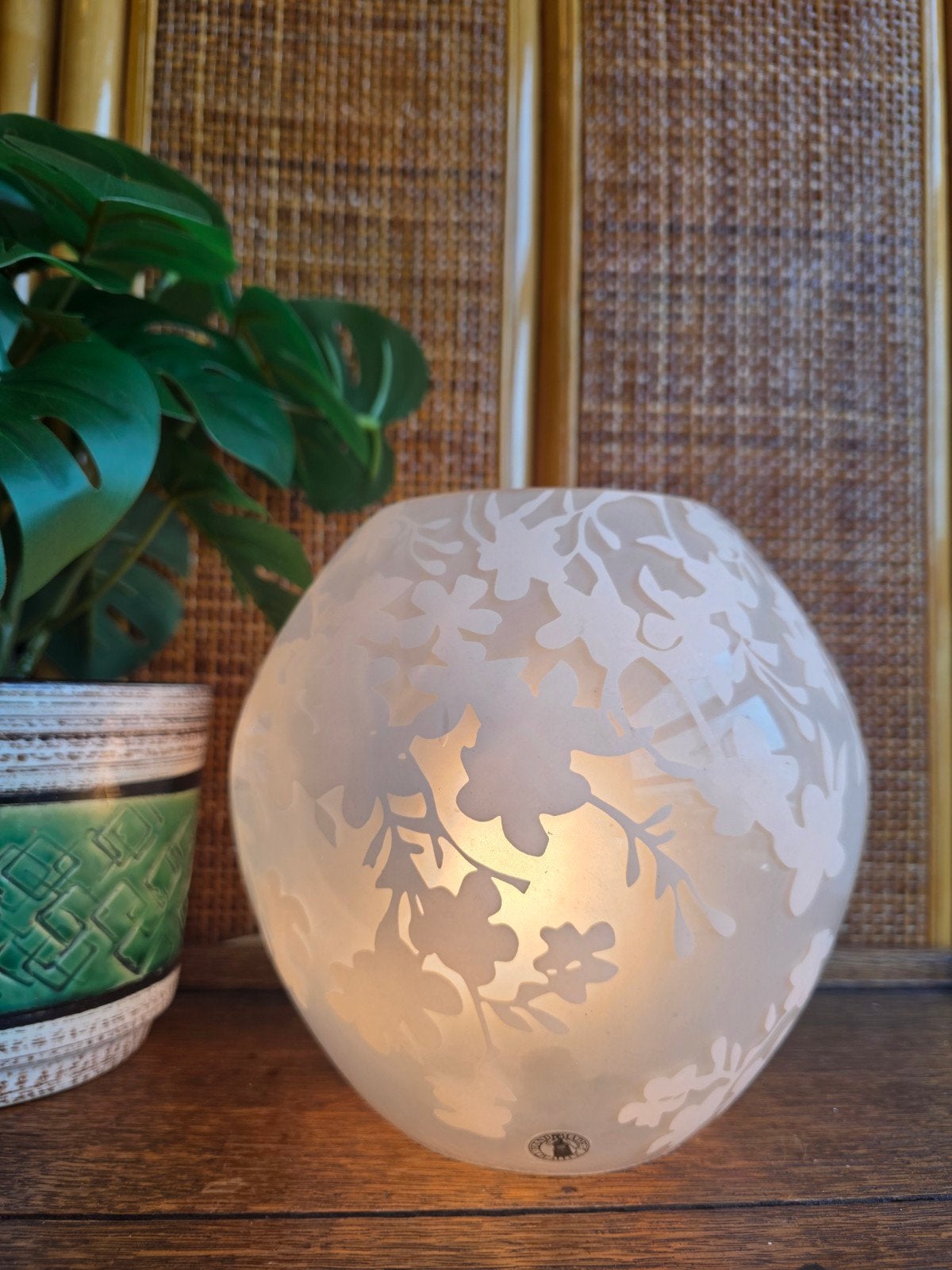 Ikea Knubbig glazen tafellamp wit bloemen patroon, Gebruikt, Ophalen of Verzenden, Glas, Modern, Sfeervol, Decoratief