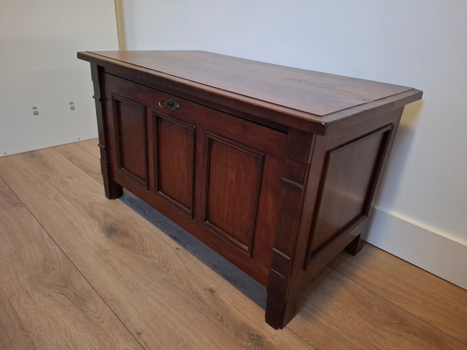 Klepkast TV meubel - 80x45x47 cm, Huis en Inrichting, Kasten | Televisiemeubels, Ophalen, Gebruikt, 50 tot 100 cm, Minder dan 100 cm
