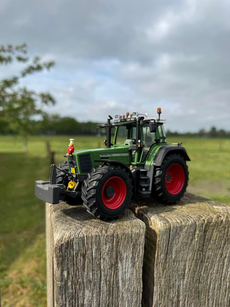 Fendt 926 Favorit met unieke aanpassingen en details, Ophalen of Verzenden, Nieuw, Overige typen, Overige merken